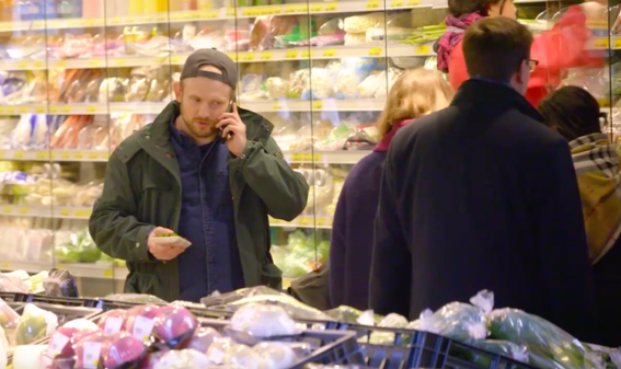 当Rapper遭遇手机快没电，画风是怎么突变的？