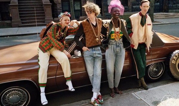 买来只穿过两次的运动服，还能这么搭？