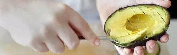 牛油果的正确打开方式~