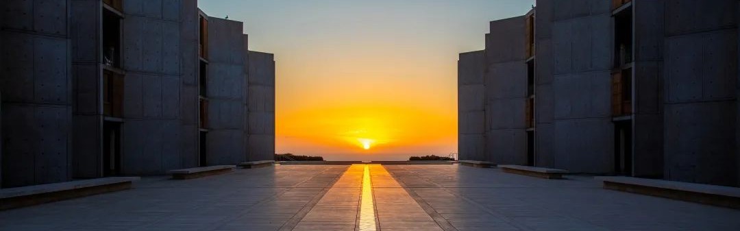 Louis Vuitton 在加州落日中来到未来