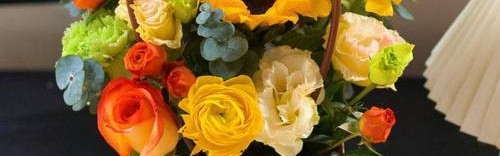 多一点节日气氛，自由花卉组合插花DIY