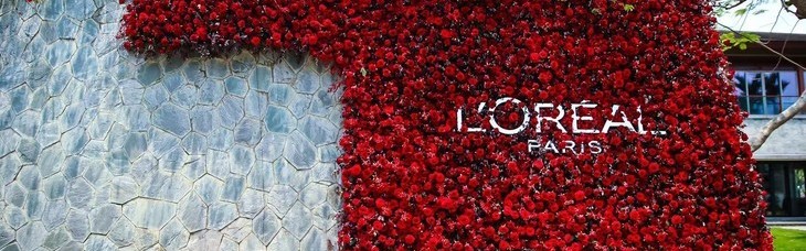 和邓伦一起见证欧莱雅“定妆棒”超强持妆力