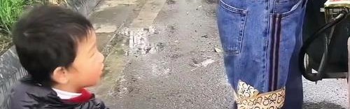 就这么怕衣服丢了？怎么“绑”这么紧！