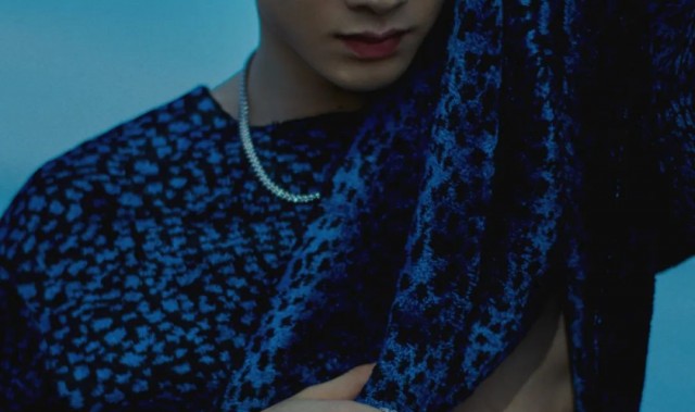 白敬亭 · 踏浪 Hit The Ocean