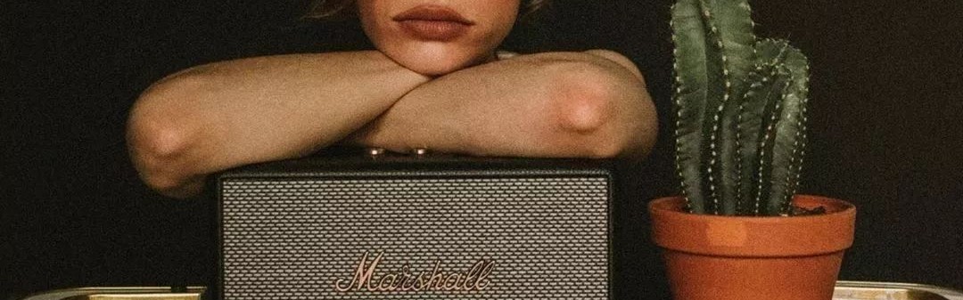 表面光鲜亮丽的时装编辑们，背地里竟然都在买这些？