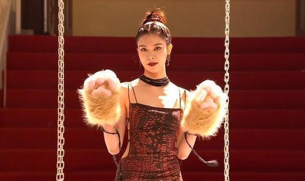 看过了金晨宋妍霏，感觉芭比粉、玫粉并不死亡啊！