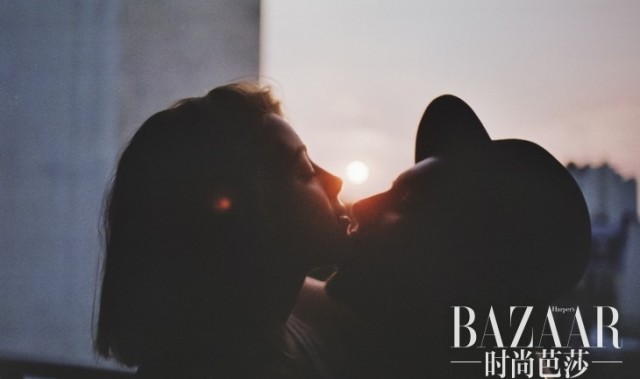 胶片中的恋人日常，叫作暧昧与性感