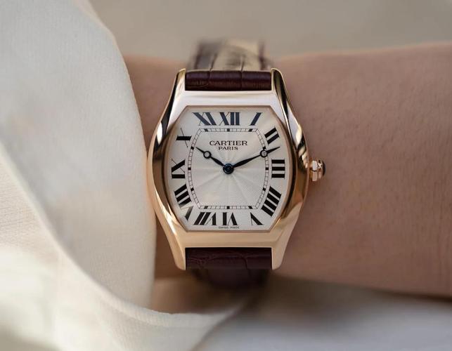 卡地亚推出新款珠宝腕表