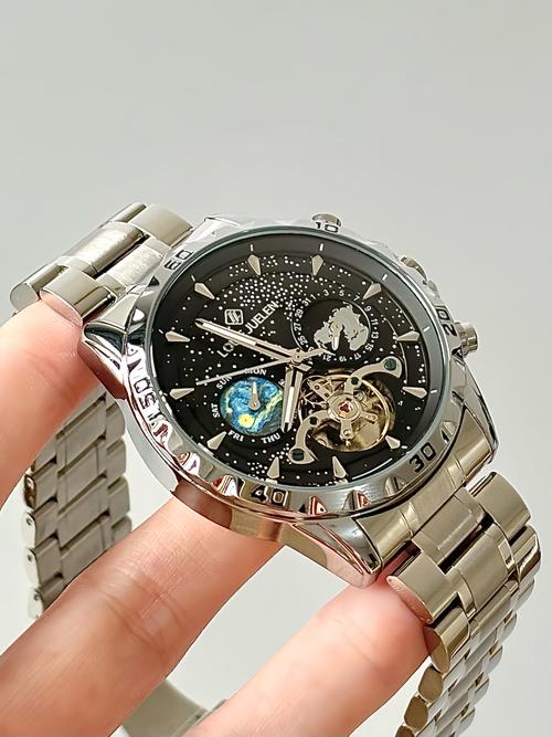 Roamer全新银河流星腕表至臻于心，至简于表