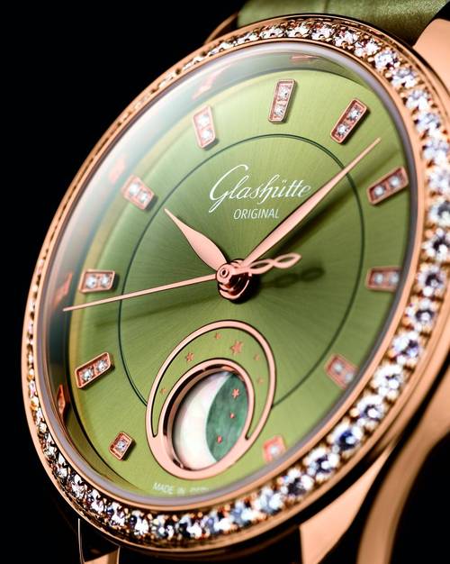 格拉苏蒂原创献礼金色圣诞