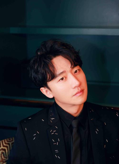 黄轩，自在如风永少年