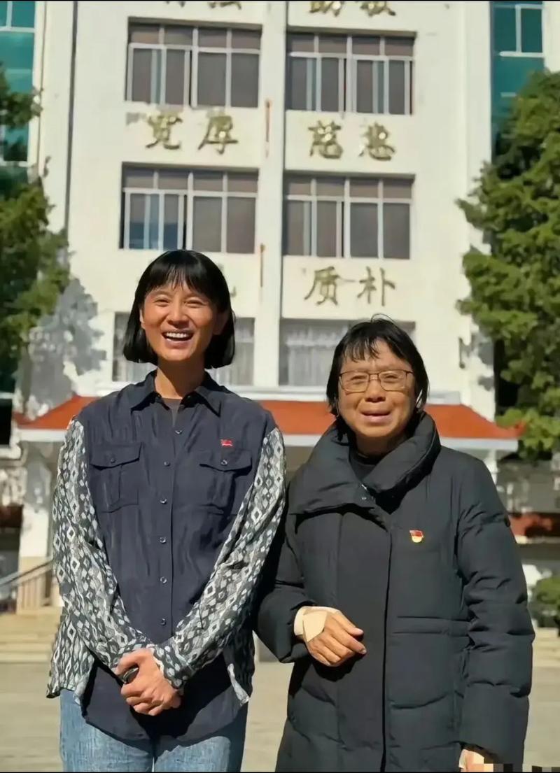 一位乡村女校长，带领一所乡村小学“复活”