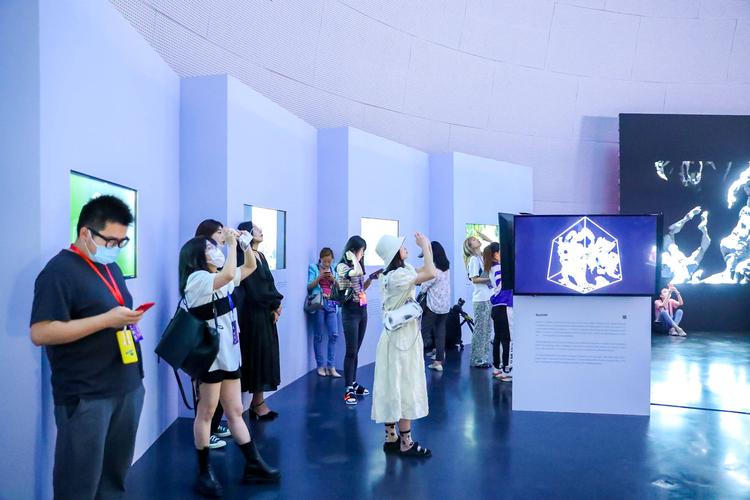 确实中的冲击――2021上海首届全球加密数字艺术大展火爆开启