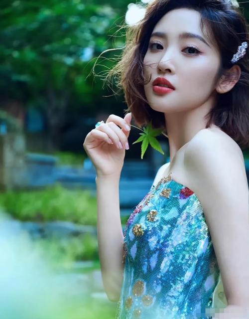 她一出手，美得太出圈了