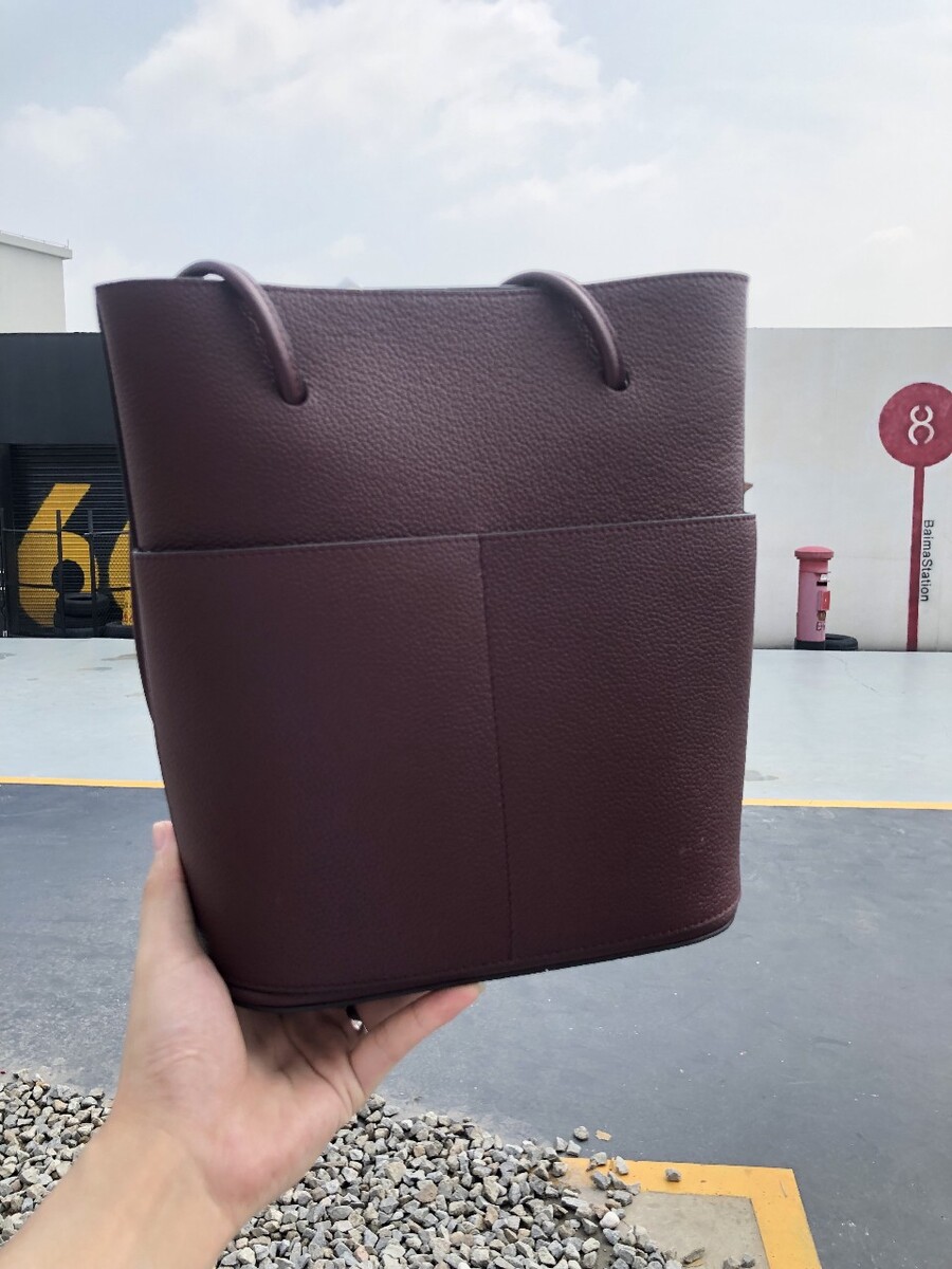 包包厂货是正品吗