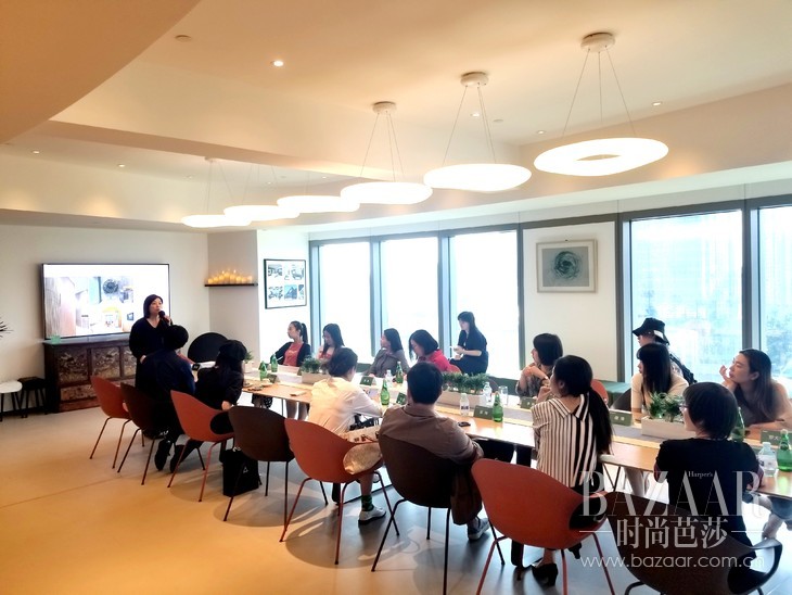 创始人Lilian与媒体分享金尚理念.