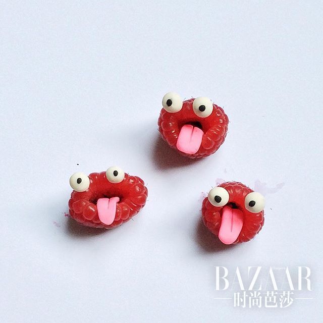 adaymag-artist-brings-food-to-life-by-playfully-adding-quirky-faces-to-them-08