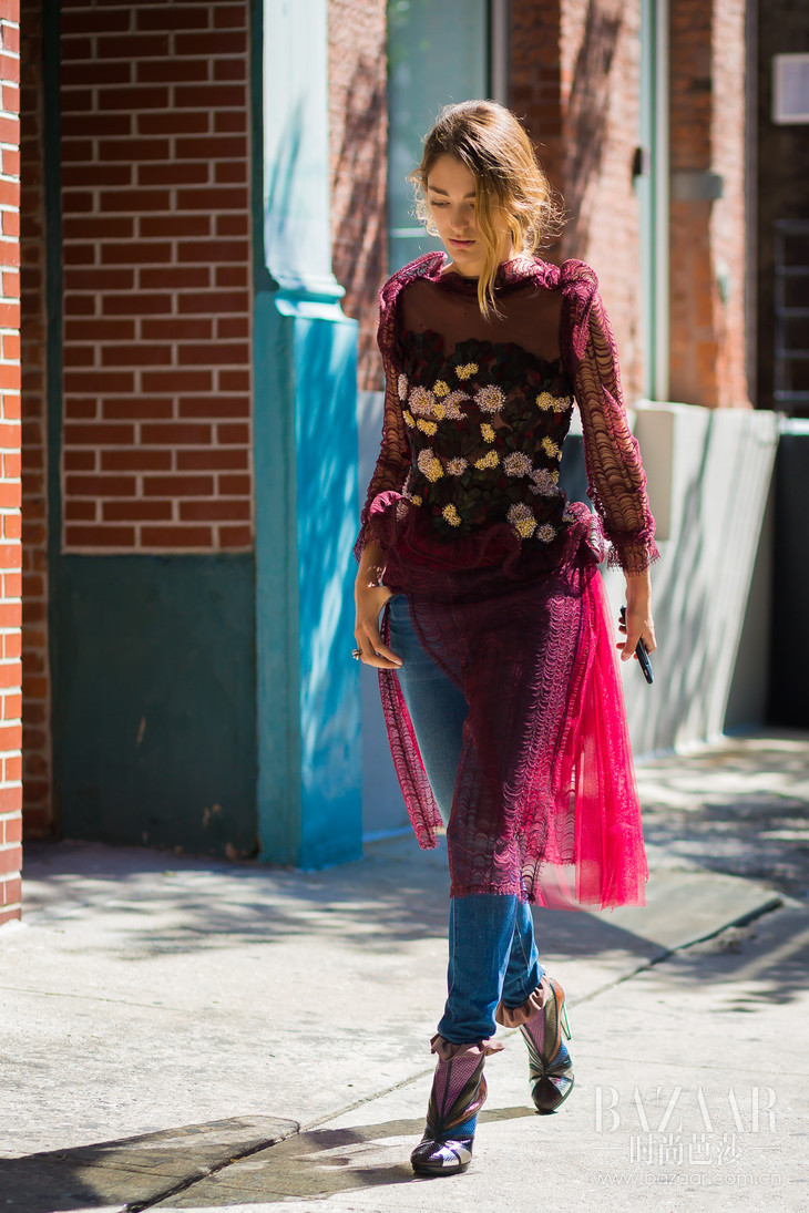 Sofia-Sanchez-de-Betak-by-STYLEDUMONDE-Street-Style-Fashion-Photography0E2A9723