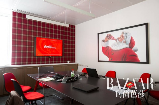 adaymag-coca-cola-10-650x433