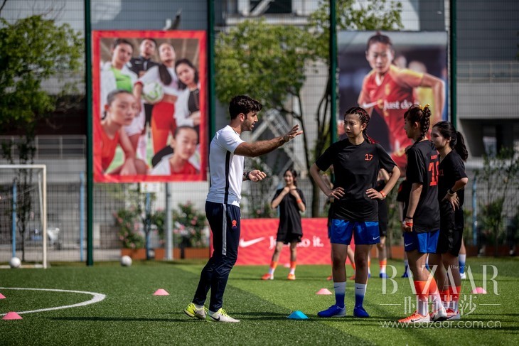 专业足球训练体验服务11