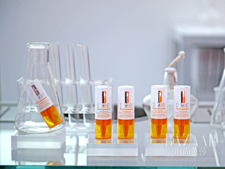 倩碧维C修复精华