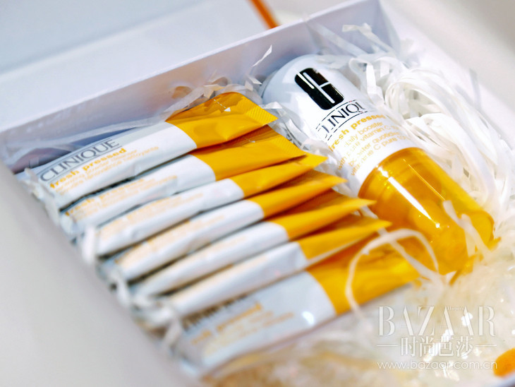 抢“鲜”开封鲜活维C修复系列