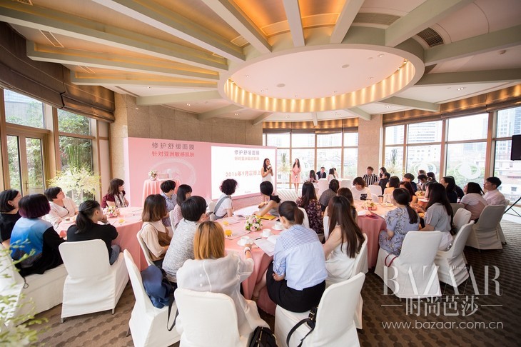 活动现场的媒体嘉宾