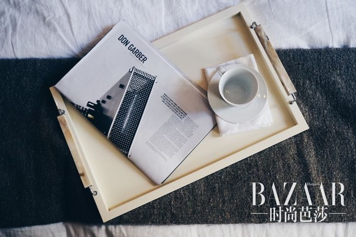 adaymag-the-apartment-02