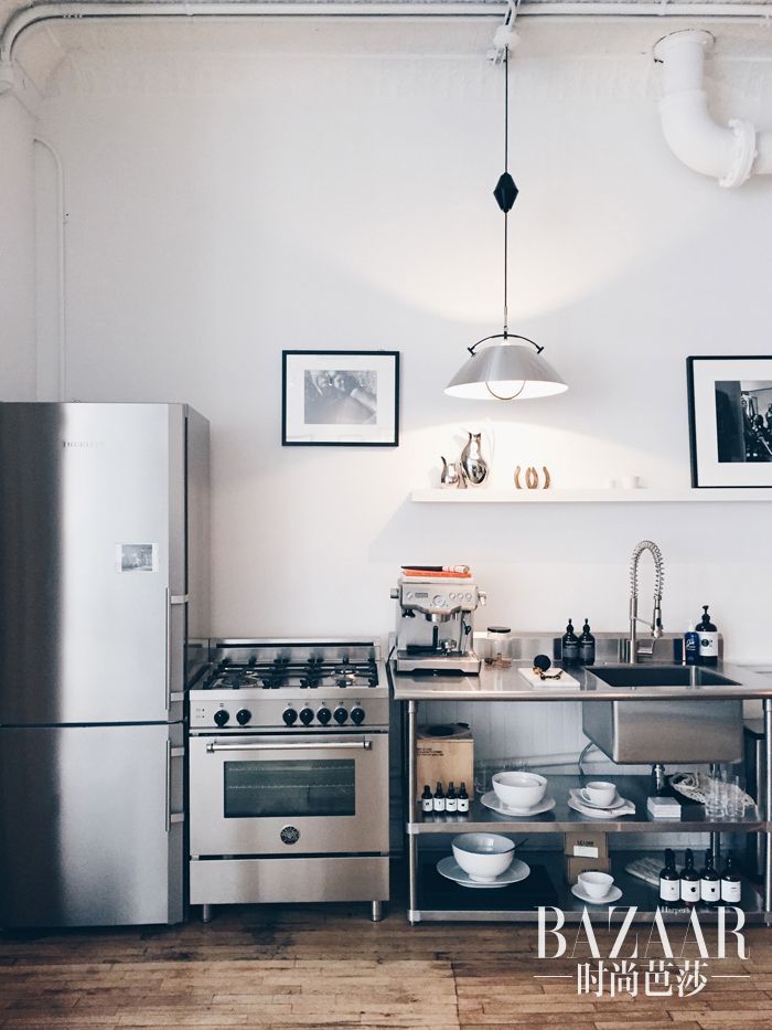 adaymag-the-apartment-03