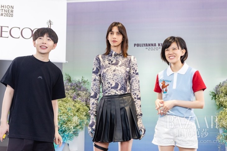 设计师姜悦音与时尚博主布鲁士讲解新品