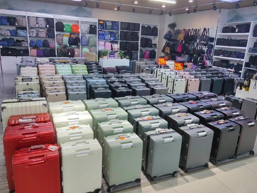 出口箱包加工厂,嘉兴零箱包有限公司经营范围为制造加工箱包