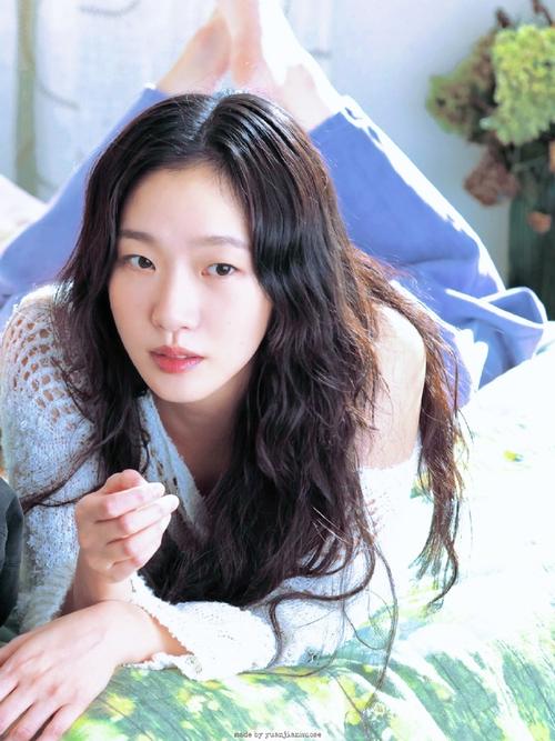 28岁金高银的清新少女感究竟从何而来？