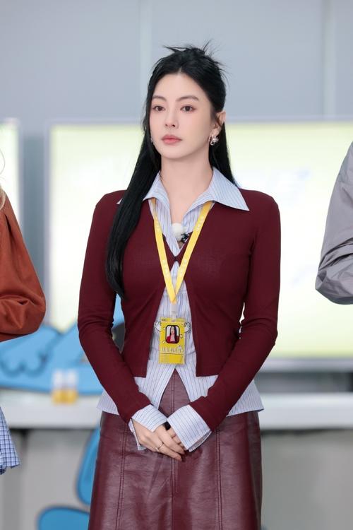 不走女团风的张雨绮,内娱无代餐