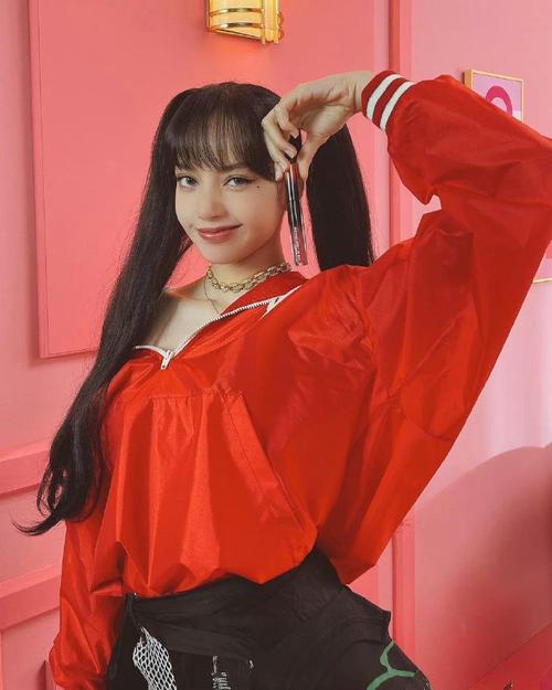 耳朵被口罩勒到喊“救命”？看完Lisa老师的双马尾我又可以了！