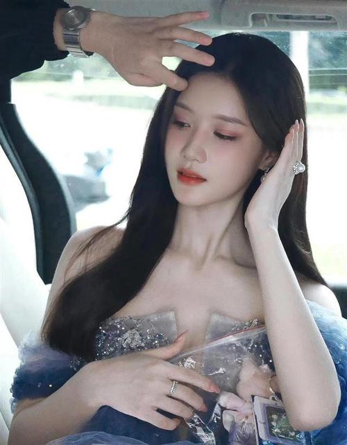 与其羡慕Gina、陈意涵的神仙爱情，不如看看她们的美颜诀窍！