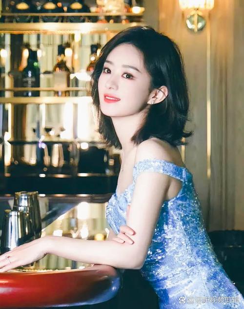 赵丽颖：婉婉有仪 自在生长