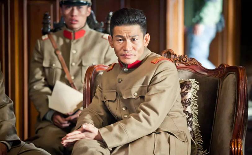 余皑磊： 每次站在悬崖边，都是绝路