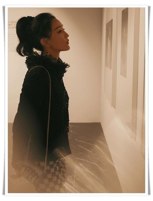 学霸是这么看CHANEL的,认真?