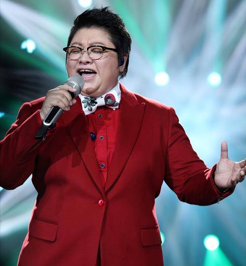 韩红:温柔也是“枪”,一打一个准