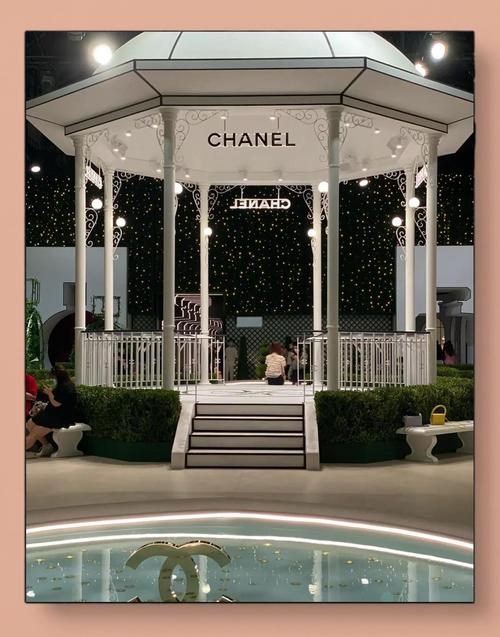 看完CHANEL这场秀,我仿佛逛了一场画展