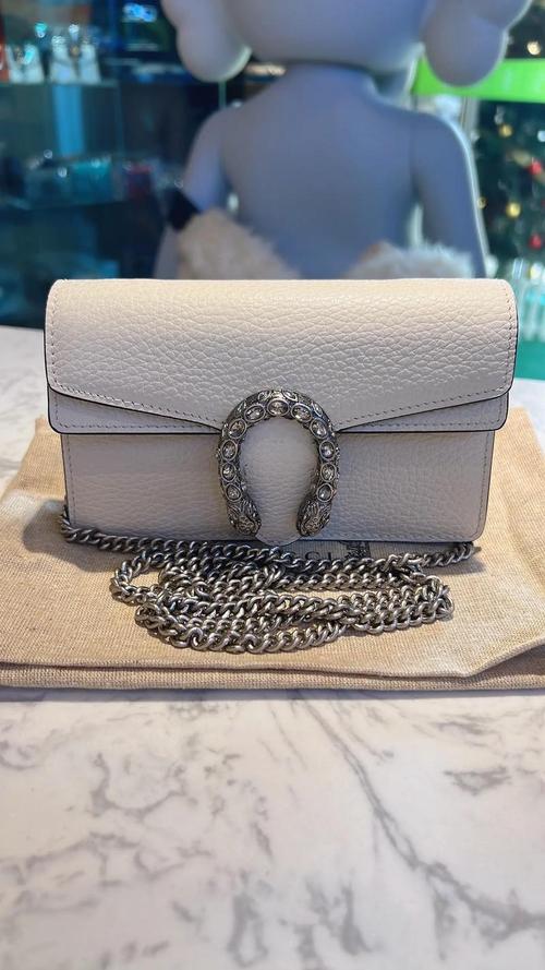 古驰酒神女包代表什么意思,正品古驰包做工精致颜值不输名牌包