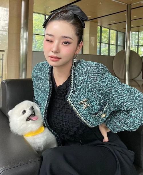 单身即拽姐,宋智雅怎么做到一出场就让人着迷?