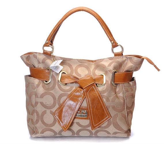 COACH 蔻驰,蔻驰是40年代美国时尚品牌产品