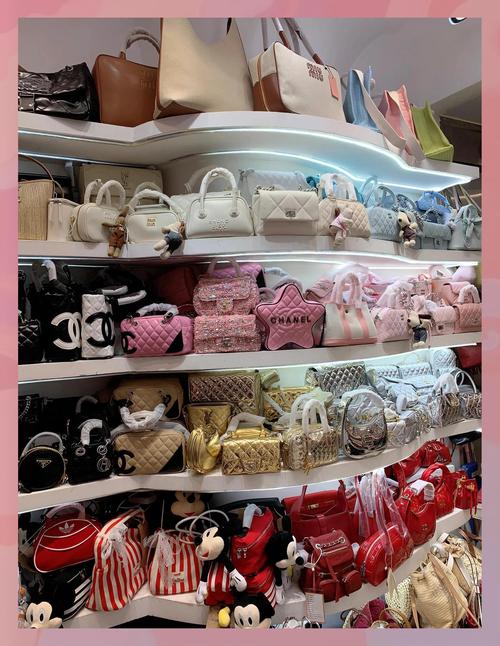 女包在哪里进货,专柜品质新广州货包包价格相当高
