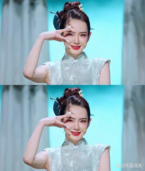 戚薇三套旗袍撩人心扉,搭配妆容更是“可”到不行!