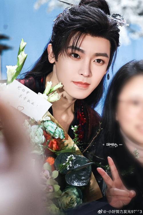 侯明昊做你哥哥，黄明昊做你弟弟，不是梦，是真的