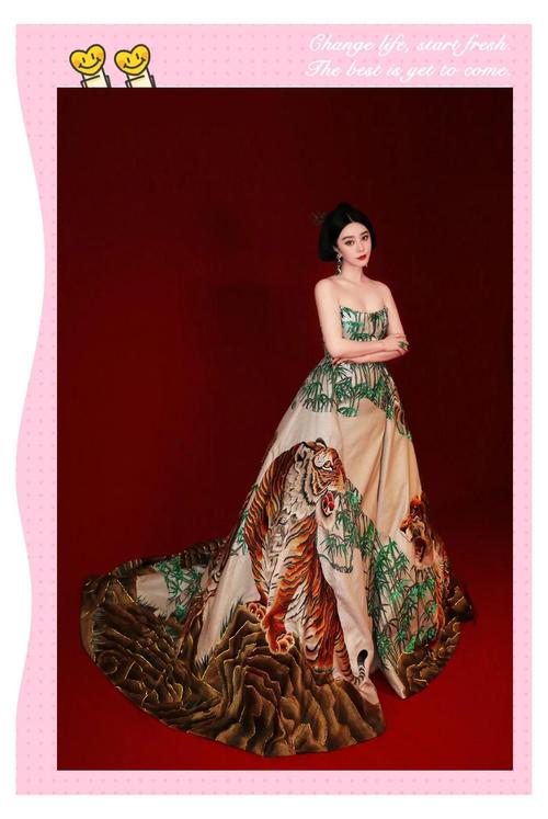 红毯上那些美上热搜的look,是中国设计~