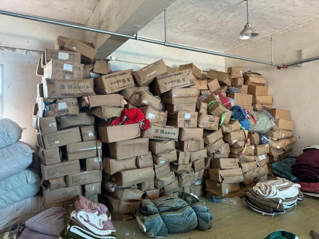 清仓尾货批发在什么地方进货,如何在工厂拿到尾货？