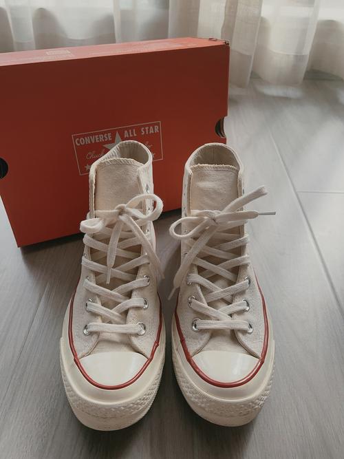 就用这一双鞋走遍世界,永不过时的经典Converse！