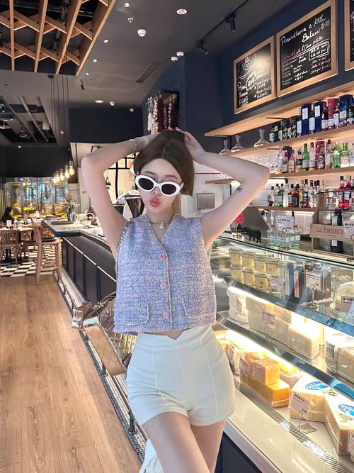 是时候给时尚圈一点“淡人”震撼了